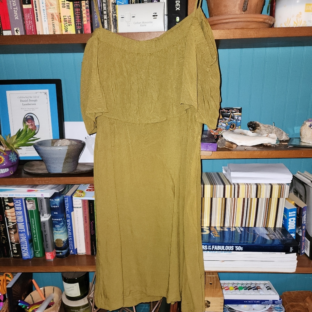 Off the sholder dress